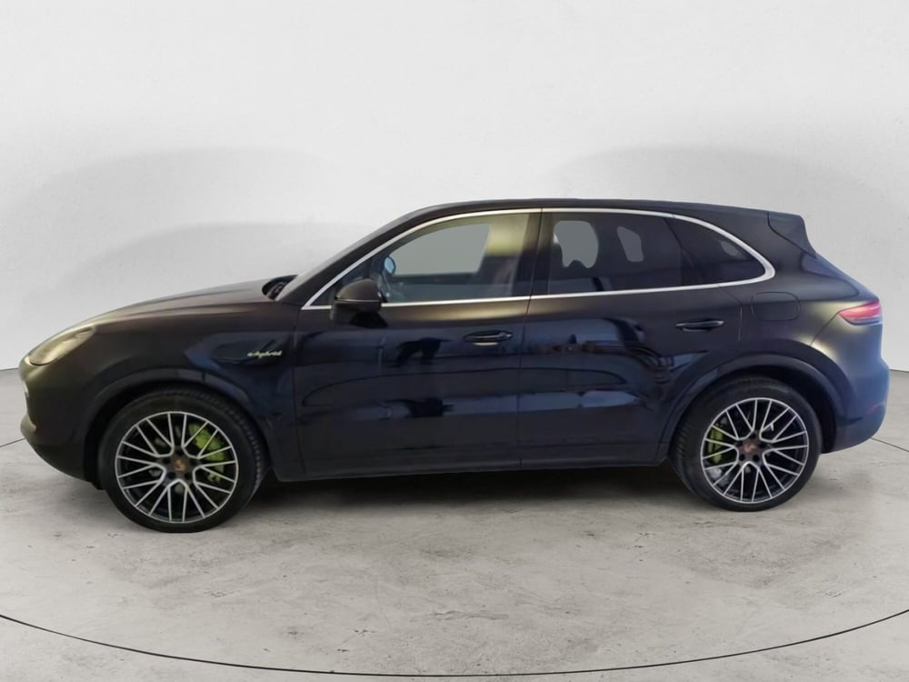 Porsche Cayenne usata a Salerno (4)