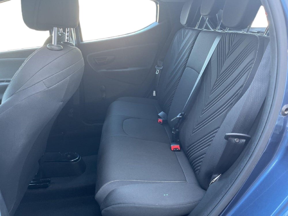 Lancia Ypsilon usata a Torino (9)