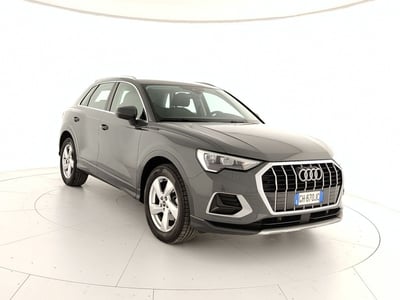 Audi Q3 35 TDI quattro S tronic Business Advanced del 2021 usata a Caserta