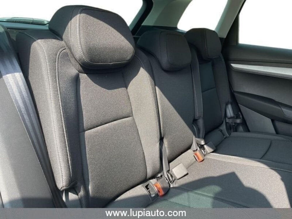 Skoda Karoq nuova a Prato (14)