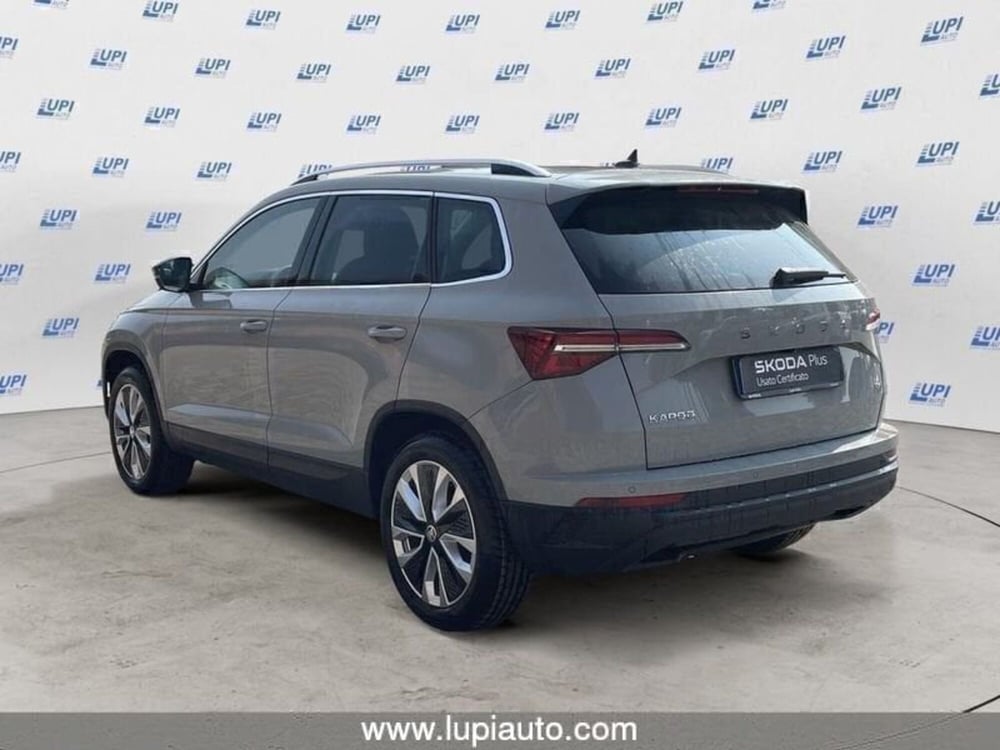 Skoda Karoq nuova a Prato (3)