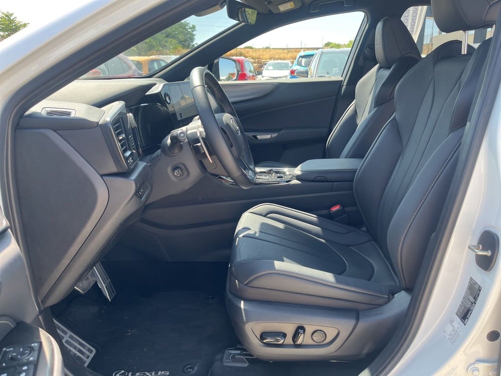 Lexus NX usata a Ragusa (8)