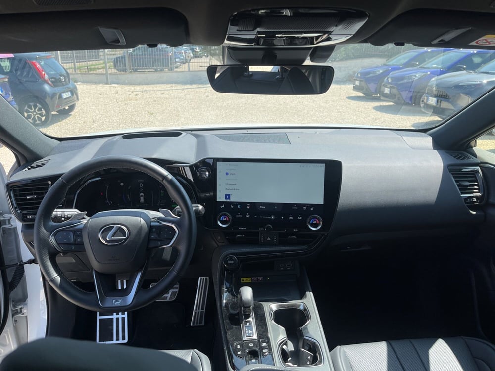 Lexus NX usata a Ragusa (9)