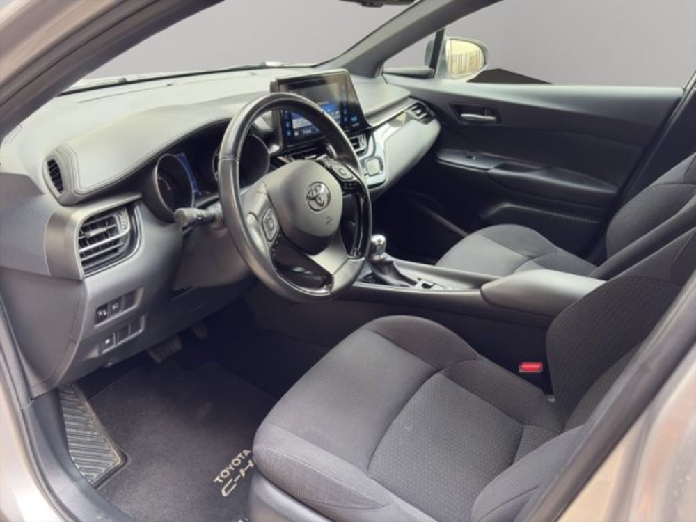 Toyota Toyota C-HR usata a Perugia (9)
