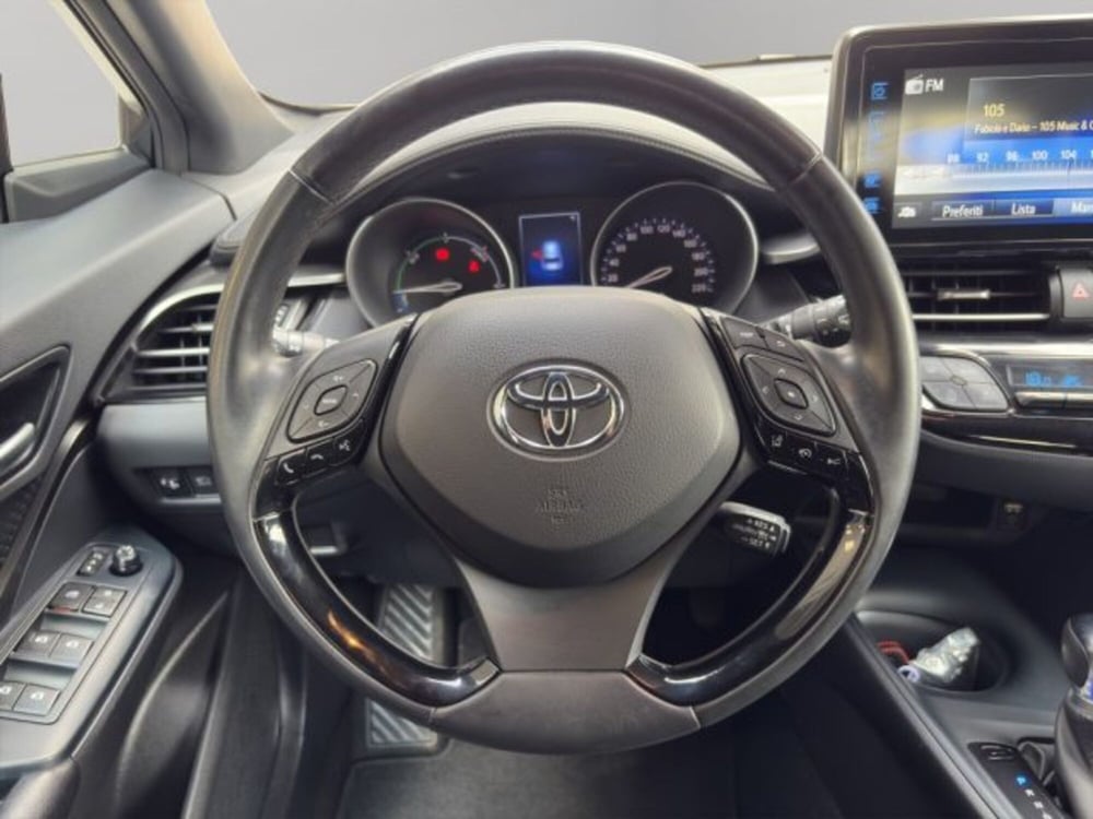 Toyota Toyota C-HR usata a Perugia (11)
