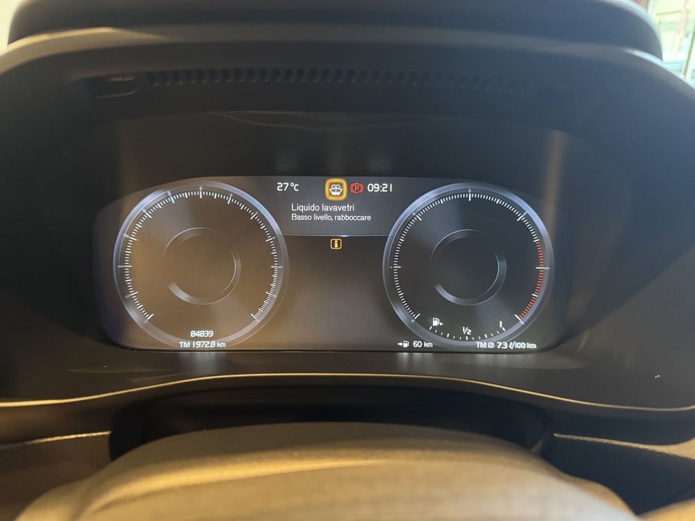 Volvo XC40 usata a Pistoia (12)