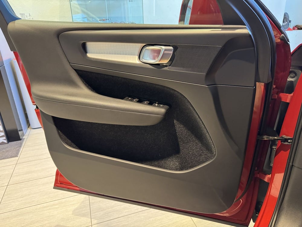 Volvo XC40 usata a Pistoia (16)