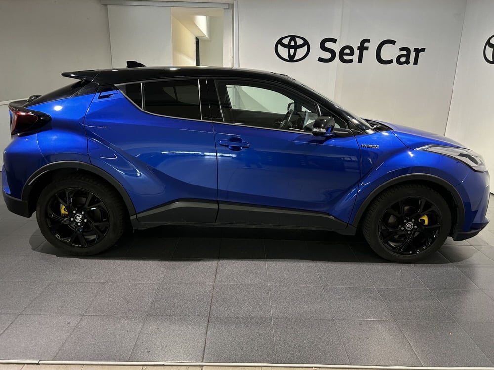 Toyota Toyota C-HR usata a Milano (14)