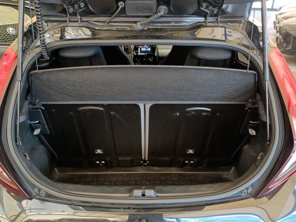 Toyota Aygo usata a Milano (12)