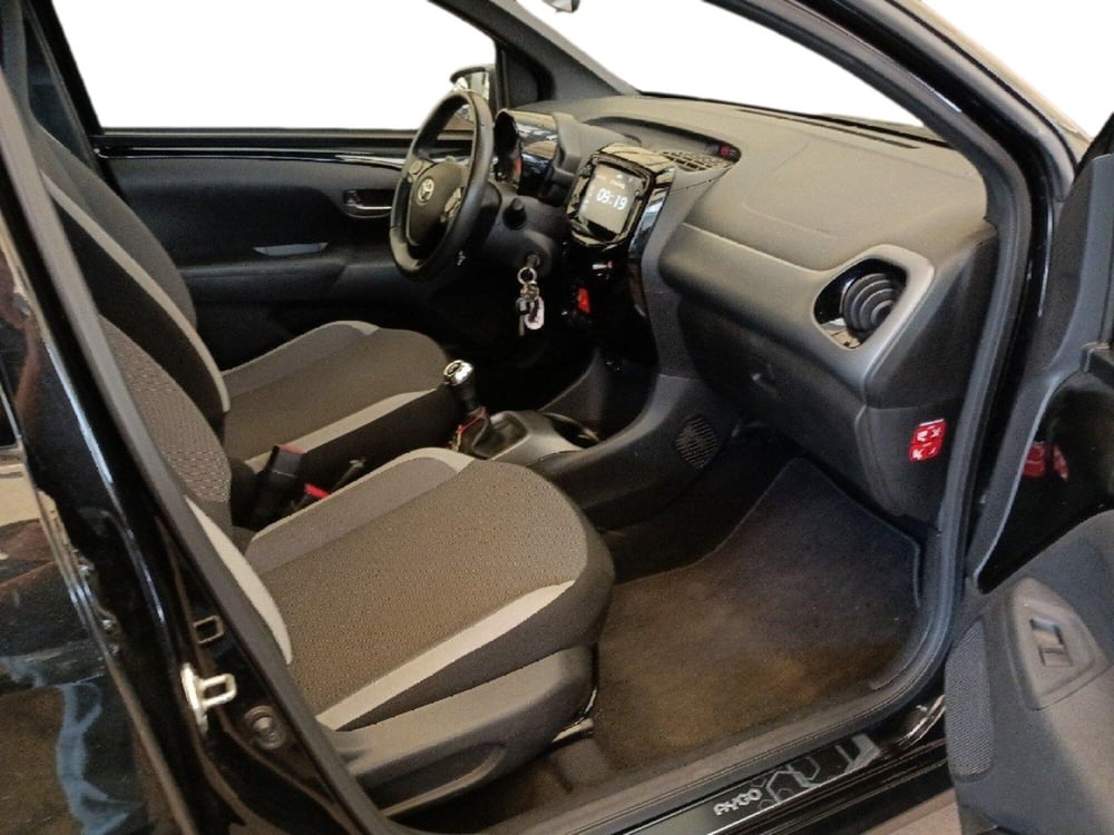 Toyota Aygo usata a Milano (6)