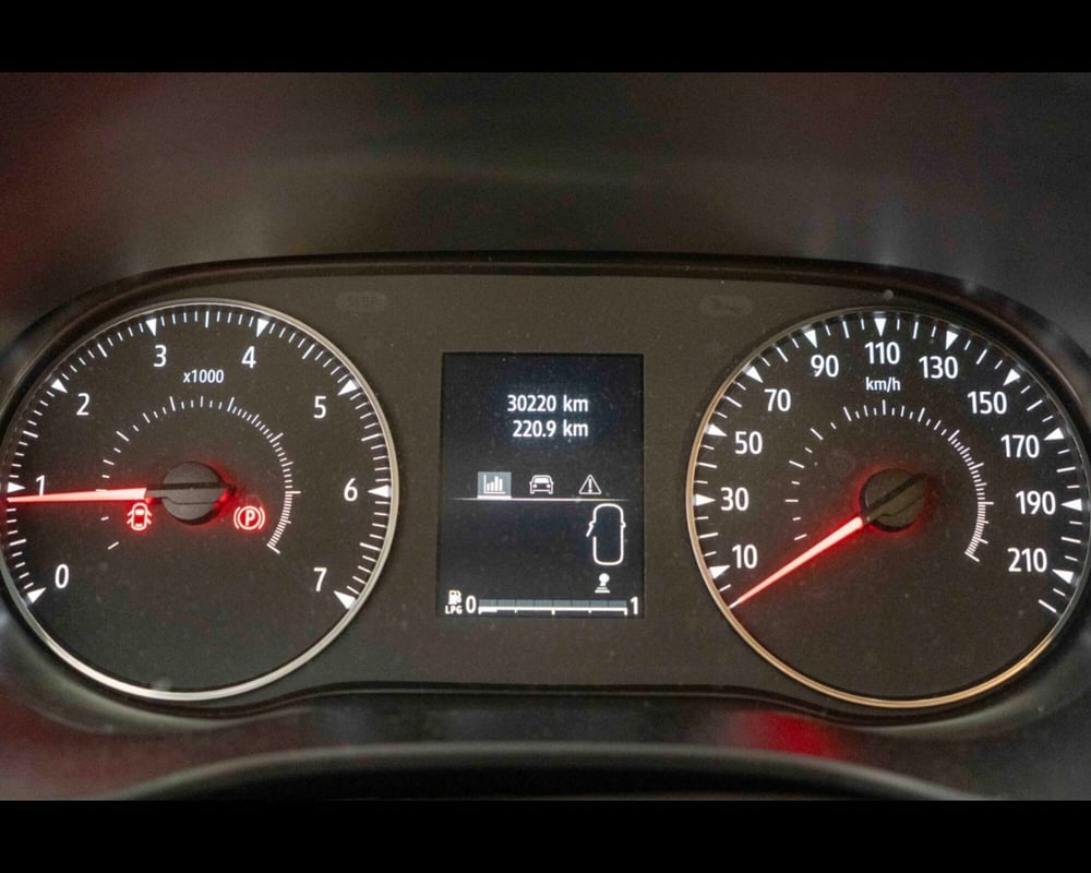Dacia Sandero usata a Venezia (19)