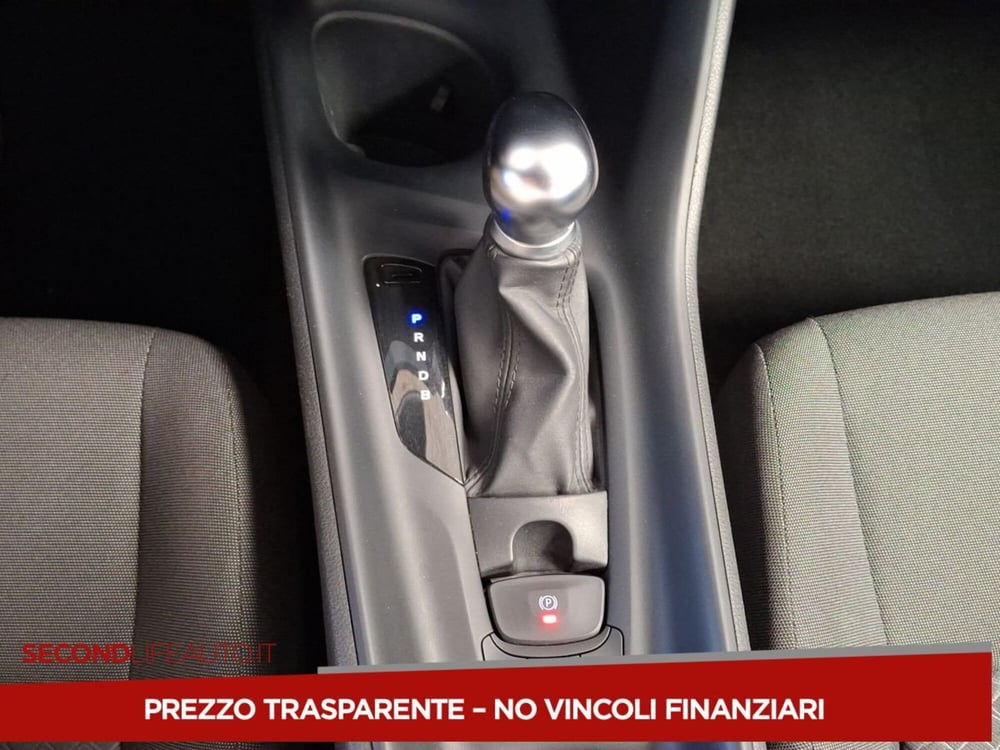 Toyota Toyota C-HR usata a Roma (16)
