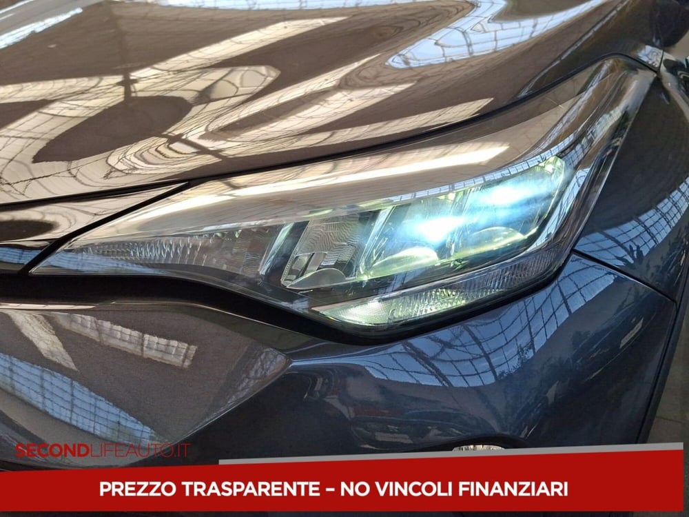 Toyota Toyota C-HR usata a Roma (6)