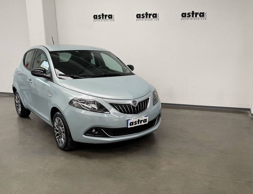Lancia Ypsilon usata a Novara