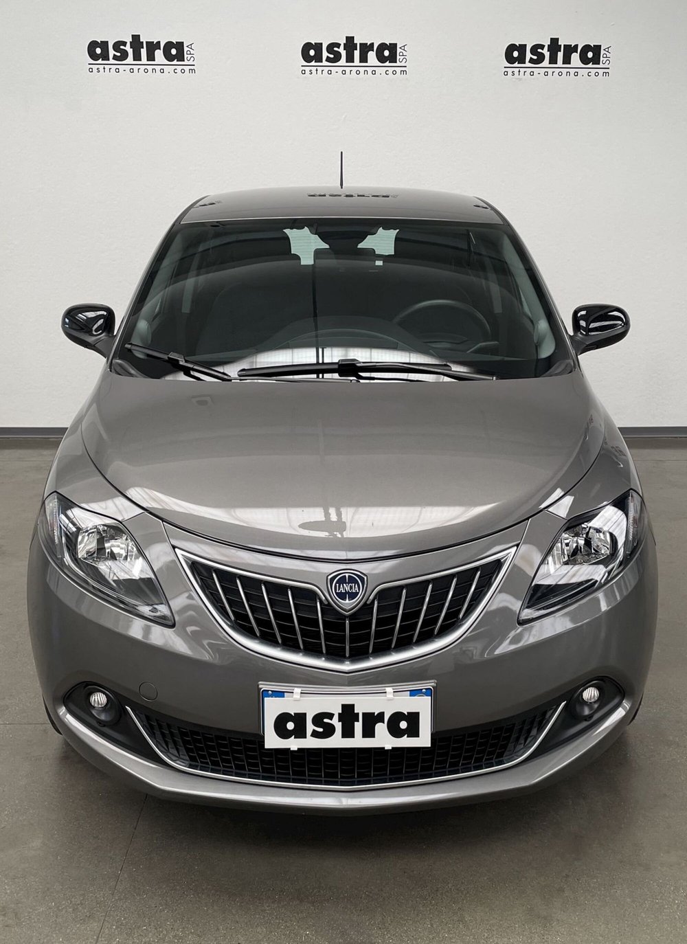 Lancia Ypsilon usata a Novara (2)