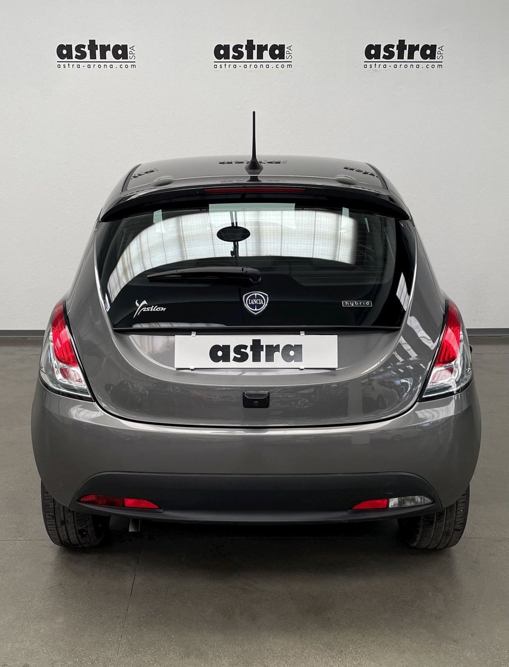 Lancia Ypsilon usata a Novara (5)