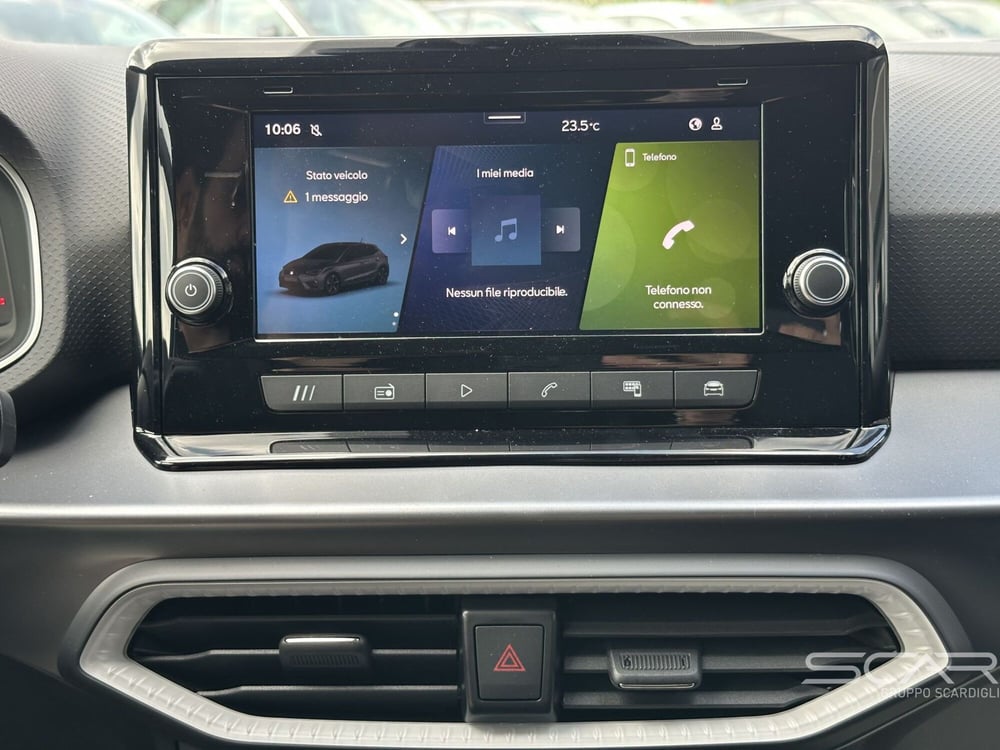 SEAT Ibiza nuova a Livorno (16)