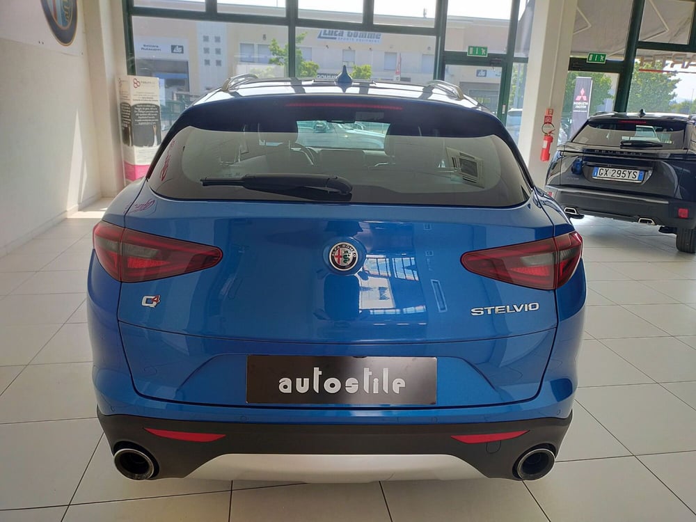 Alfa Romeo Stelvio usata a Reggio Emilia (5)