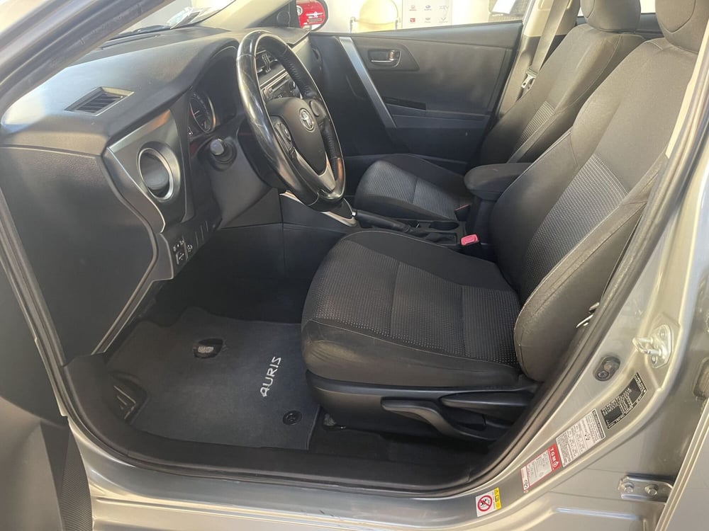 Toyota Auris usata a Bologna (15)