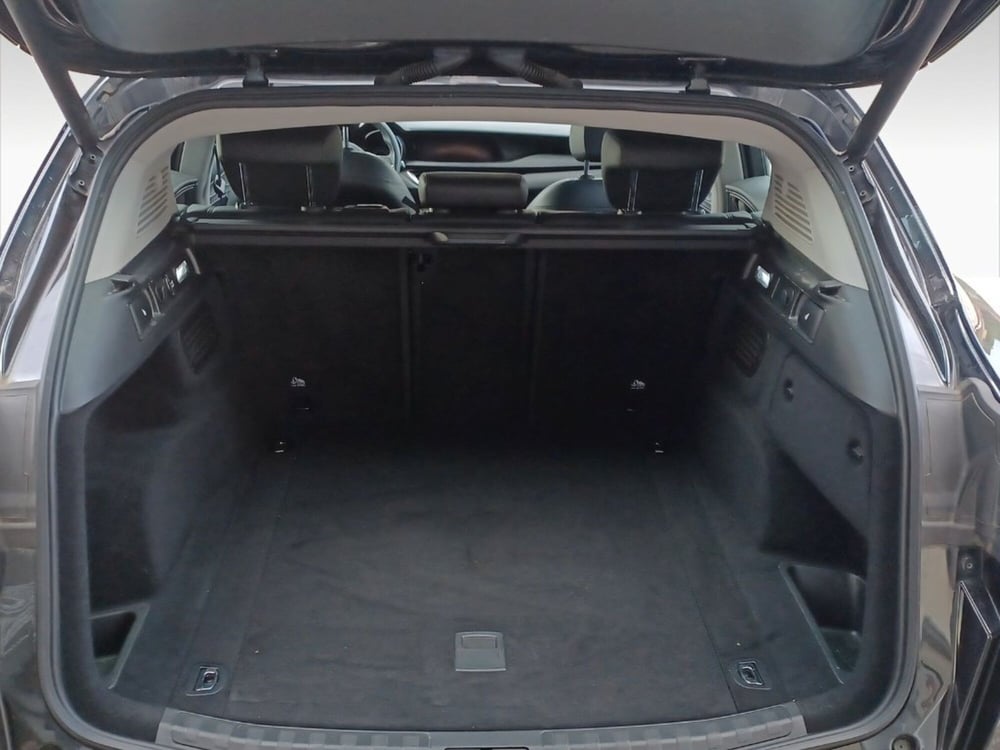 Alfa Romeo Stelvio usata a Siena (16)