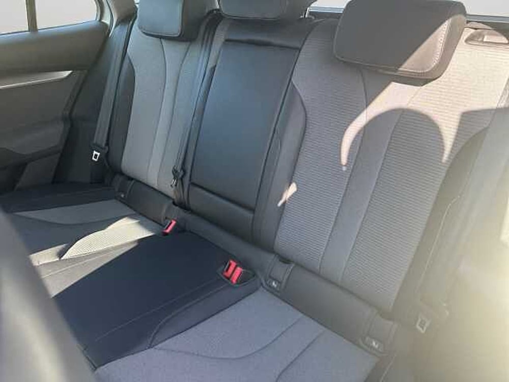 Skoda Enyaq usata a Verona (11)