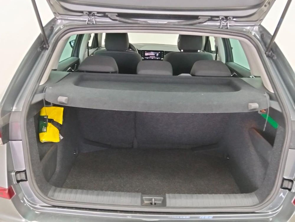 Skoda Kamiq usata a Como (18)