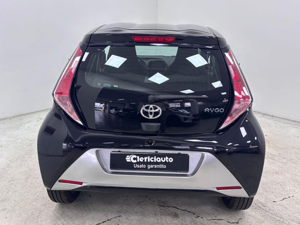 Toyota Aygo usata a Como (7)