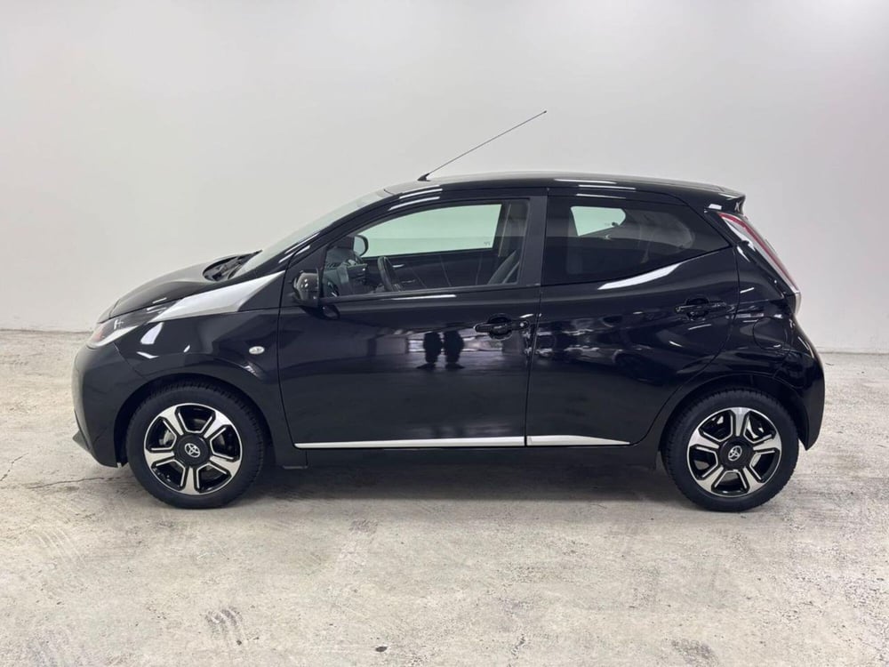 Toyota Aygo usata a Como (8)