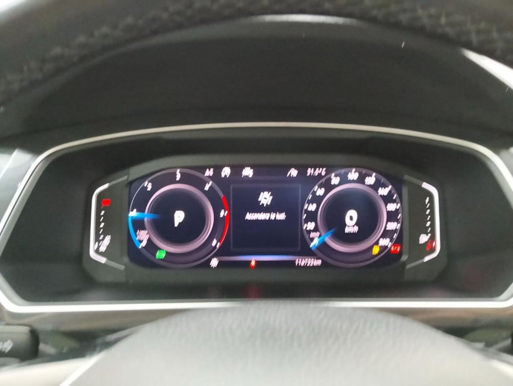 Volkswagen Tiguan usata a Como (13)