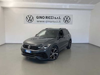Volkswagen Tiguan 2.0 TDI 150 CV SCR DSG 4MOTION R-Line del 2022 usata a Cesena