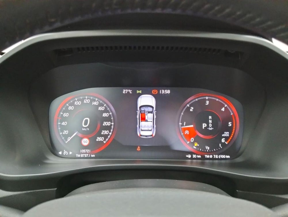 Volvo XC40 usata a Como (12)