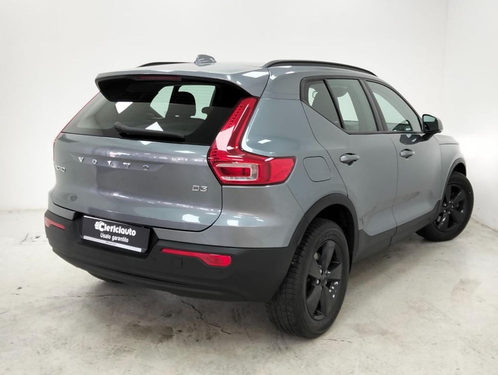 Volvo XC40 usata a Como (2)