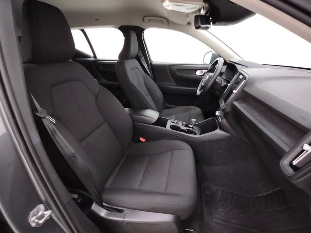 Volvo XC40 usata a Como (3)