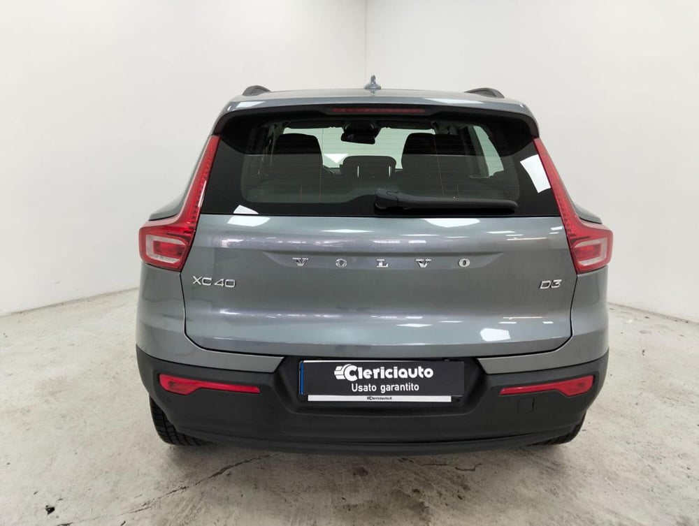 Volvo XC40 usata a Como (7)