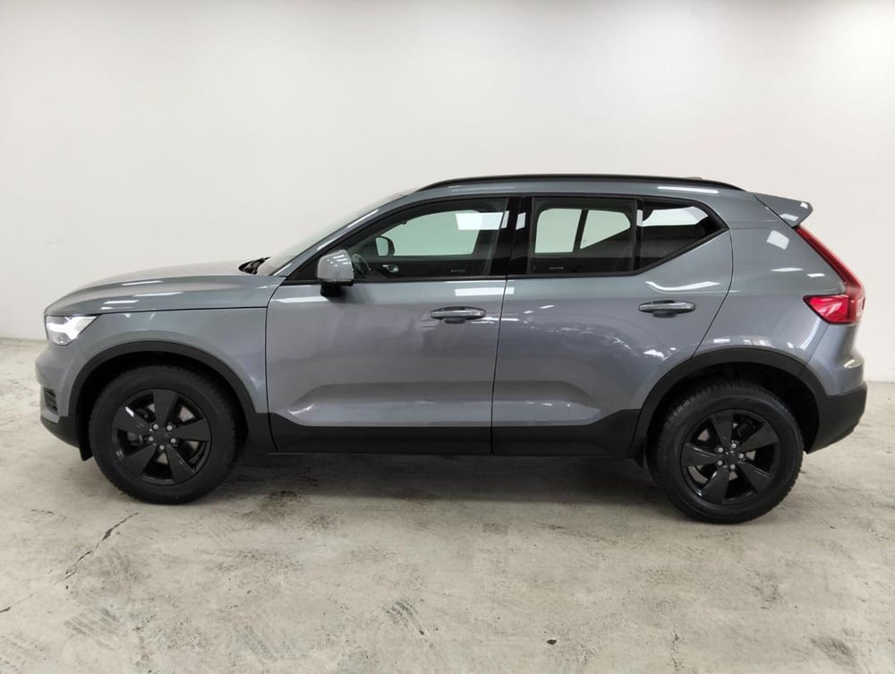 Volvo XC40 usata a Como (8)