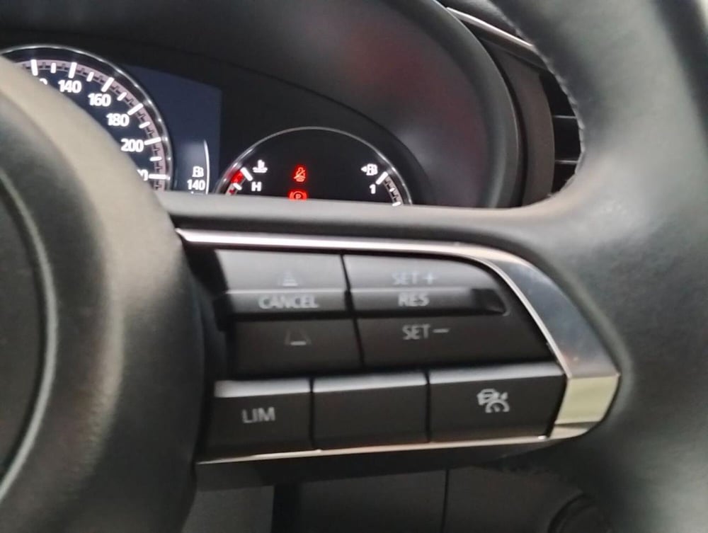 Mazda Mazda3 Hatchback usata a Como (11)