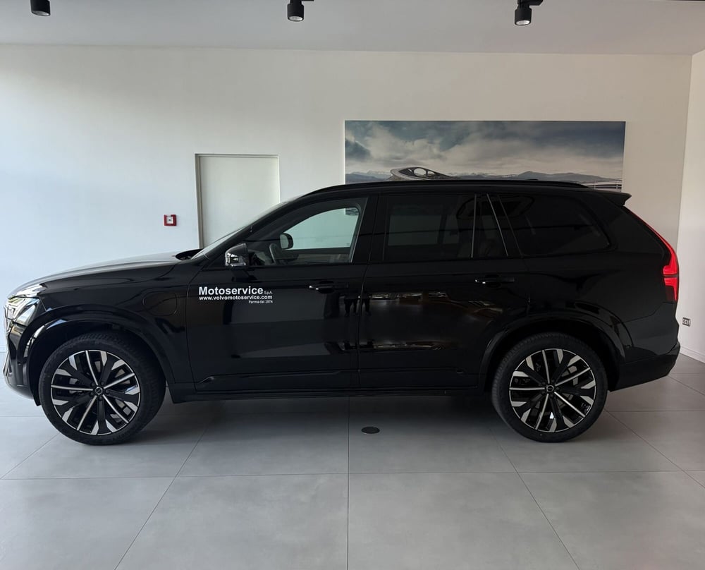 Volvo XC90 usata a Parma (6)