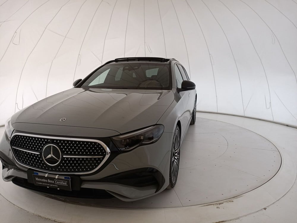 Mercedes-Benz Classe E Station Wagon usata a Matera
