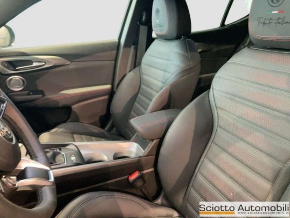 Alfa Romeo Tonale nuova a Messina (9)