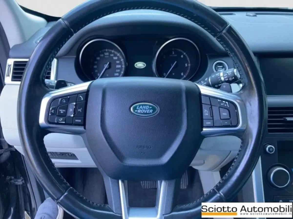 Land Rover Discovery Sport usata a Messina (10)