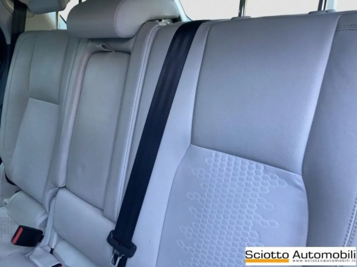 Land Rover Discovery Sport usata a Messina (13)