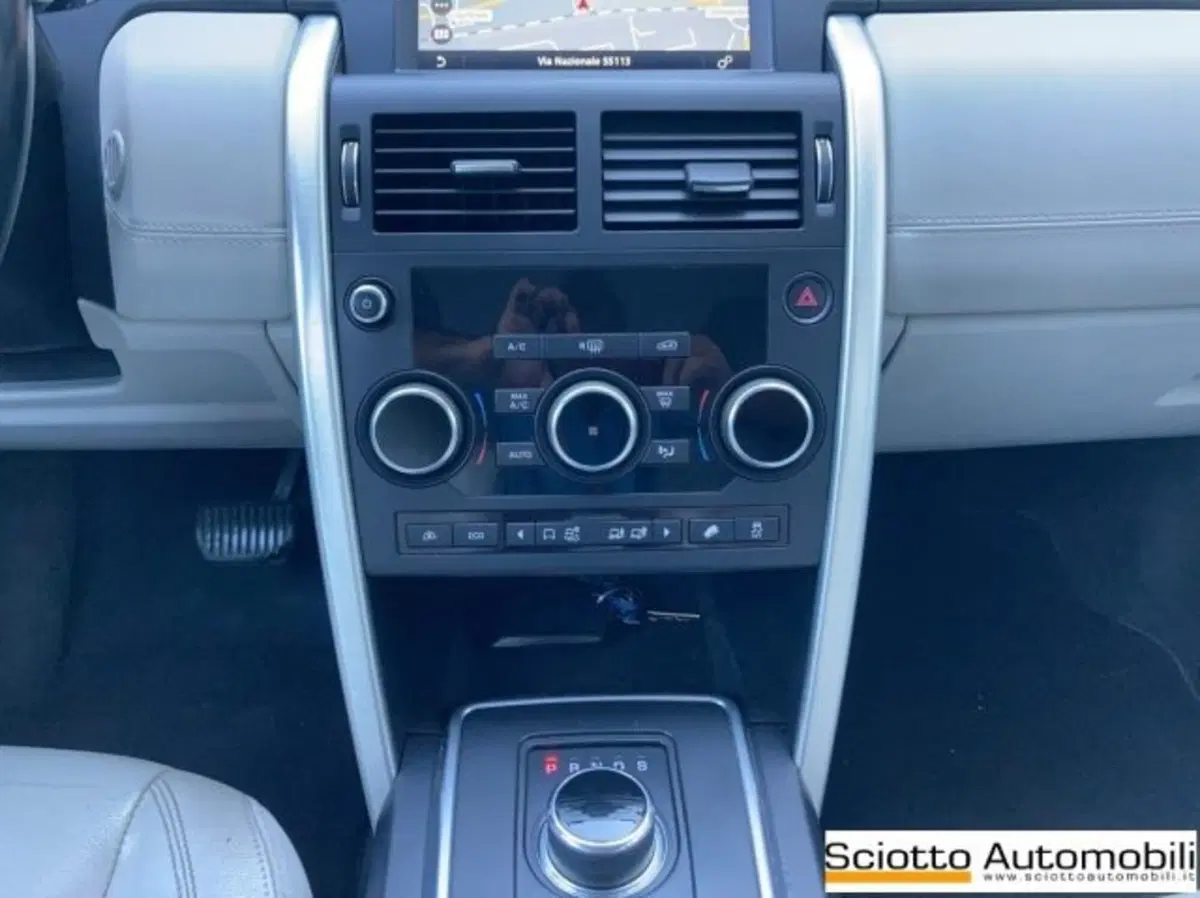 Land Rover Discovery Sport usata a Messina (15)