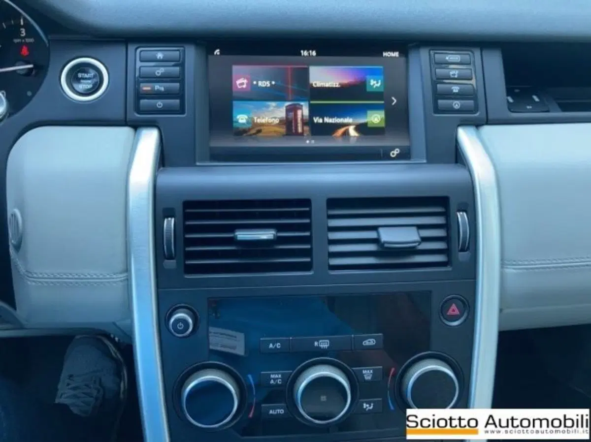 Land Rover Discovery Sport usata a Messina (16)