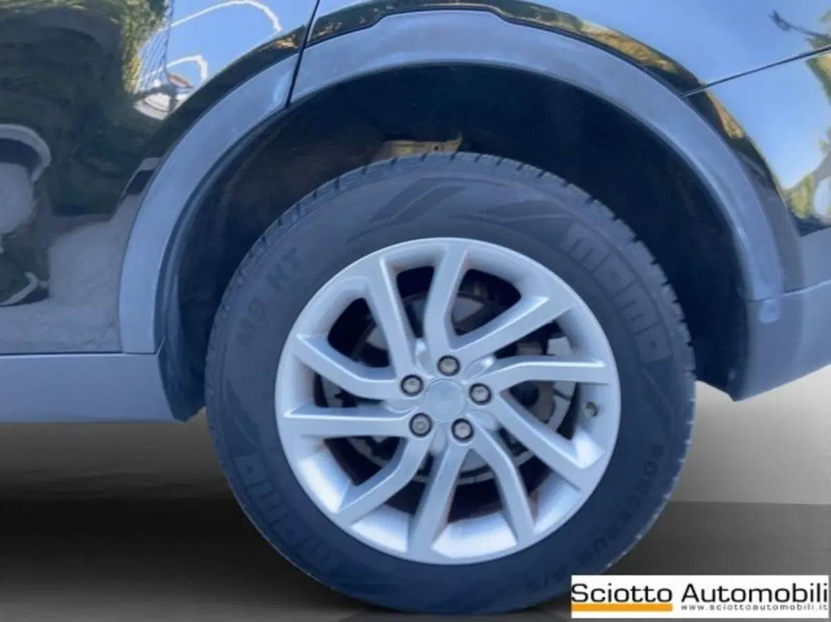 Land Rover Discovery Sport usata a Messina (18)