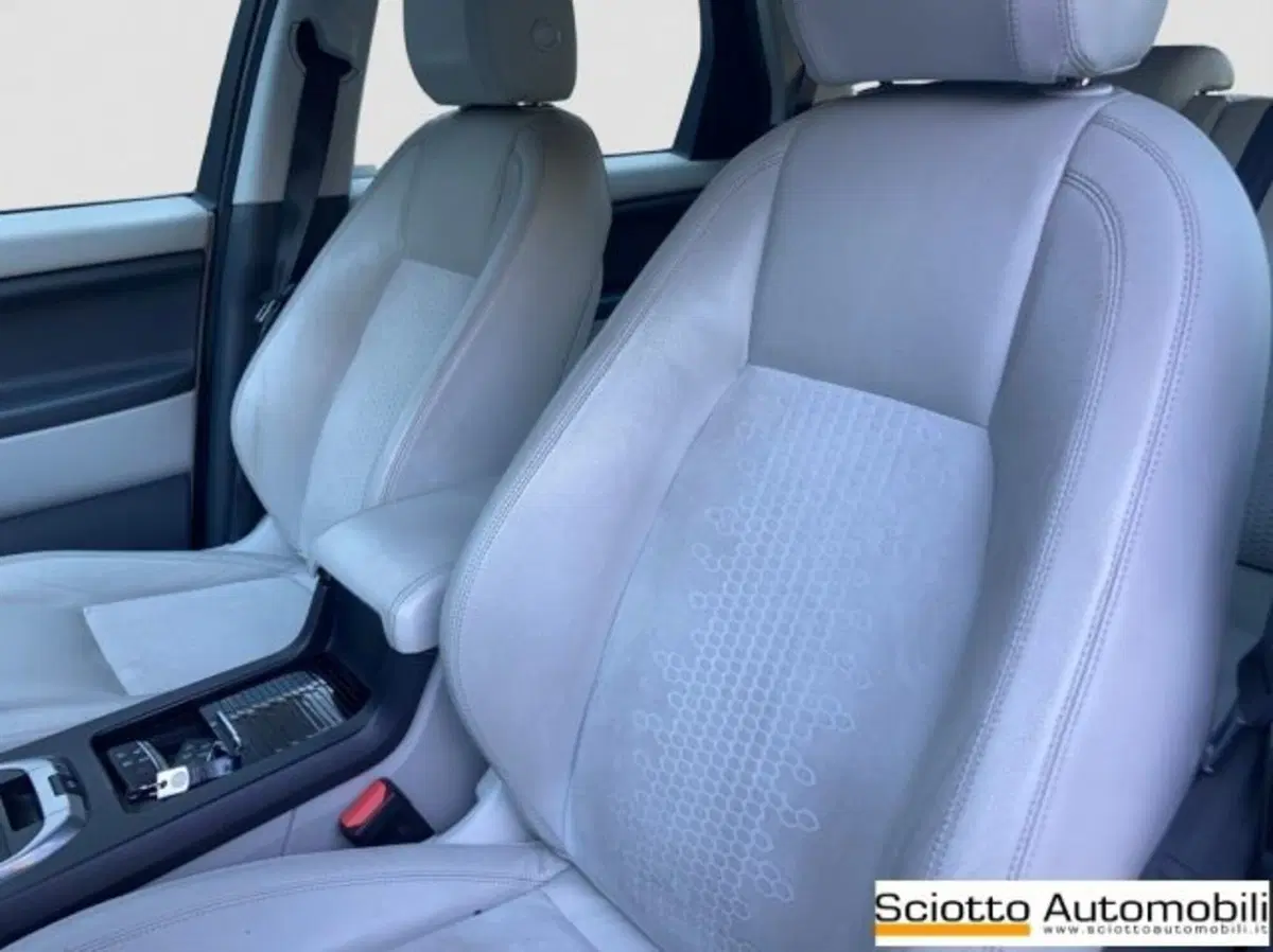 Land Rover Discovery Sport usata a Messina (9)