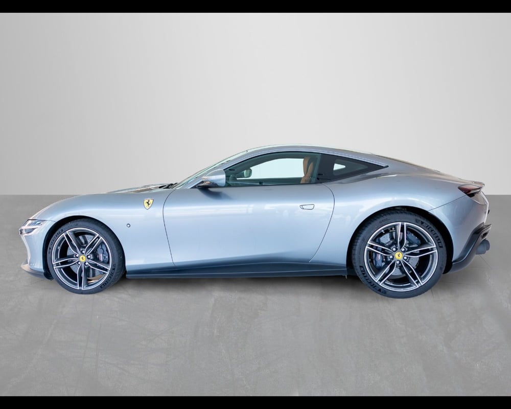 Ferrari Roma Spider usata a Padova (3)