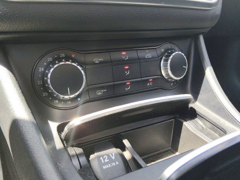 Mercedes-Benz CLA Shooting Brake usata a Pescara (15)