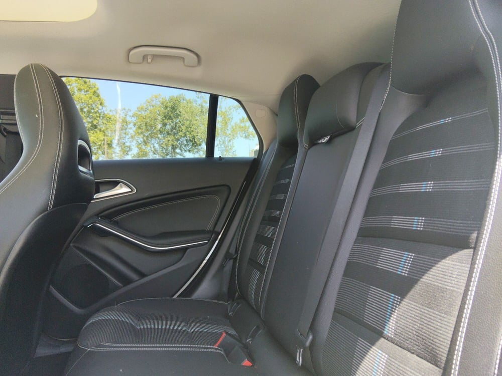 Mercedes-Benz CLA Shooting Brake usata a Pescara (18)