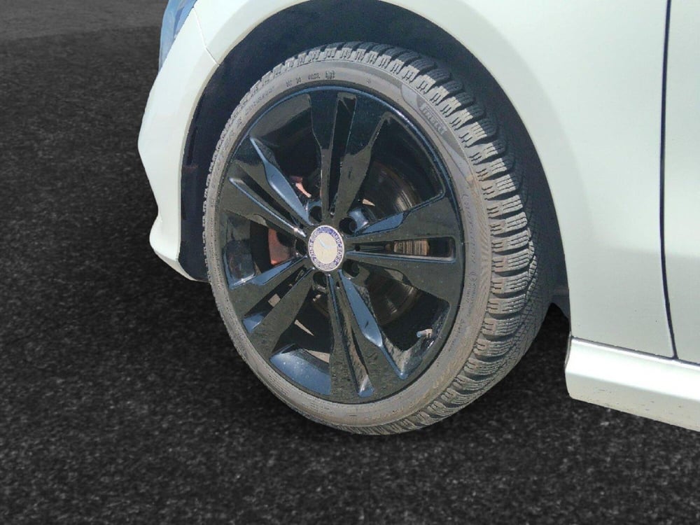 Mercedes-Benz CLA Shooting Brake usata a Pescara (8)