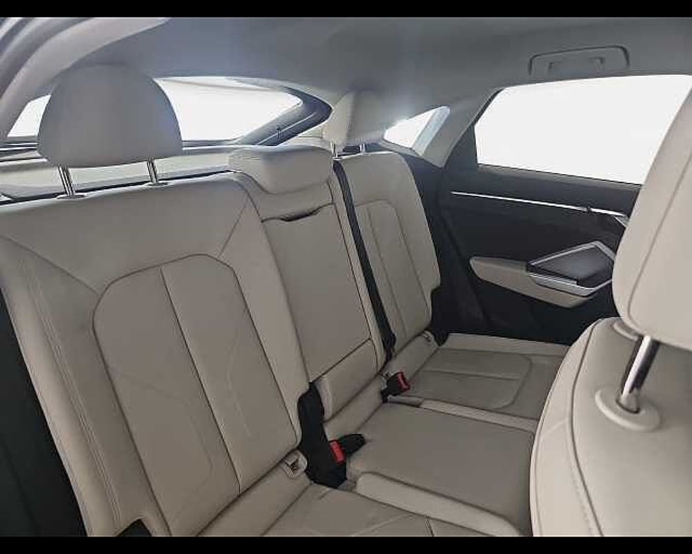 Audi Q3 Sportback usata a Roma (9)